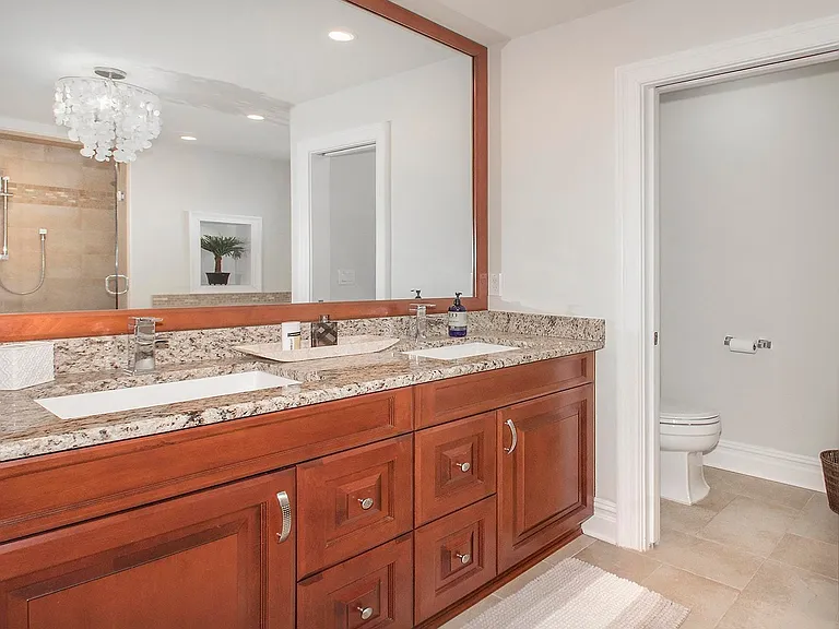 8510 Fulton Ave — Photo 17