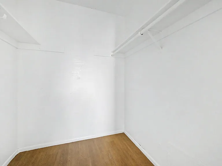 2605 E Lemon St — Photo 16