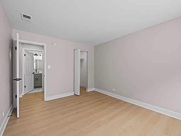 3rd image of 705 W Central Rd #2A8