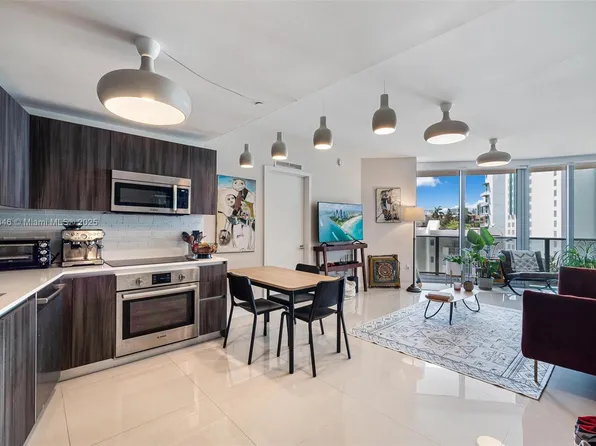 488 NE 18th St Unit 401, Miami, FL 33132