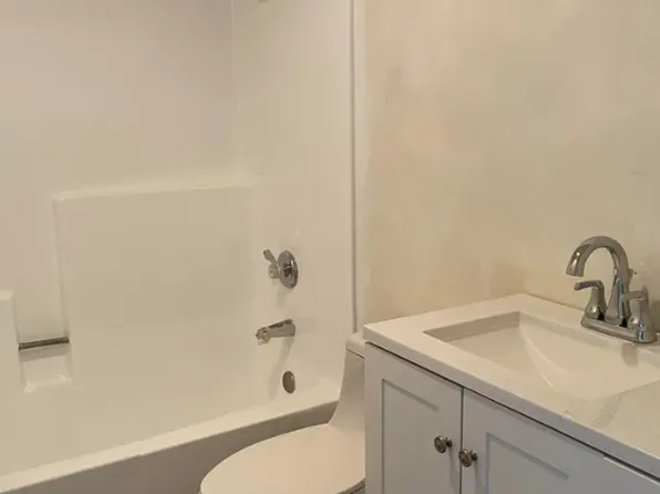 625 Van Houten Ave APT E, El Cajon, CA 92020