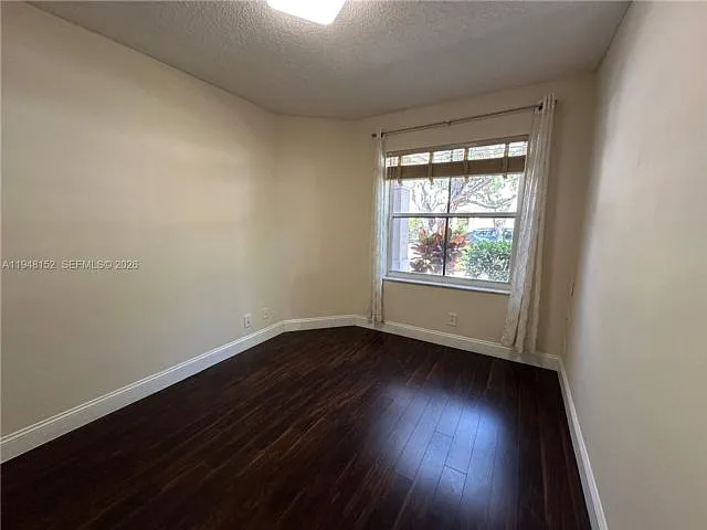4192 Laurel Ridge Cir #4192 — Photo 9