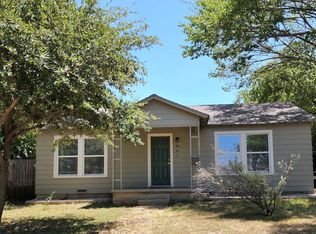 807 W Highland St, Denton, TX 76201