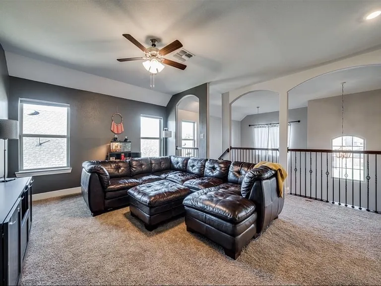 1448 Green Valley Way — Photo 9