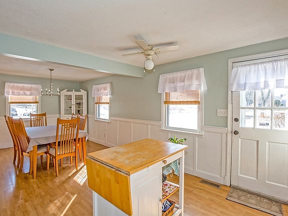 5th image of 88 Senator St