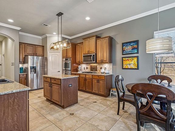5th image of 1132 Warbler Dr