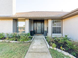 1812 Cross Bend Rd, Plano, TX 75023