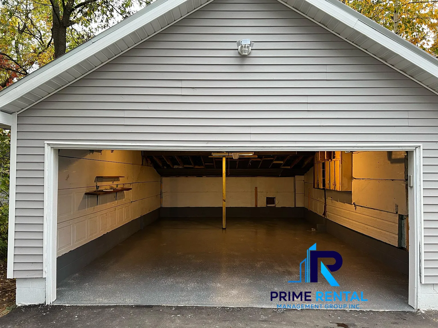 2525 Irvine Ave NW — Photo 4
