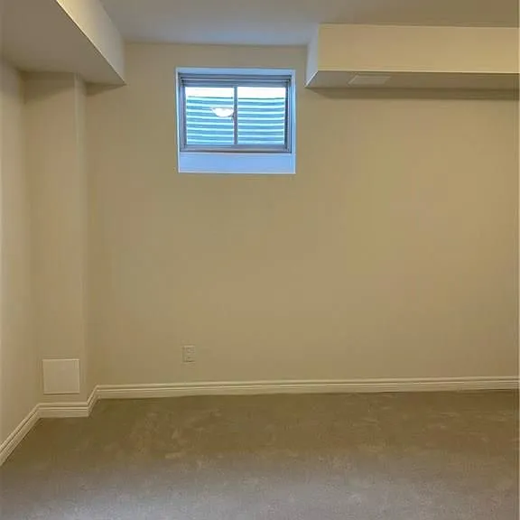 27 Stonehill Ave — Photo 8