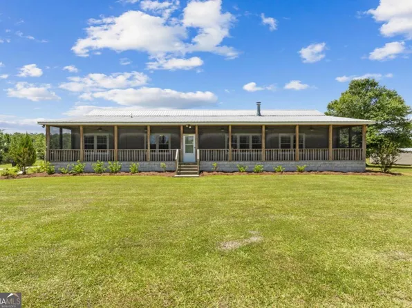 7149 Old Jefferson Hwy, Woodbine, GA 31569