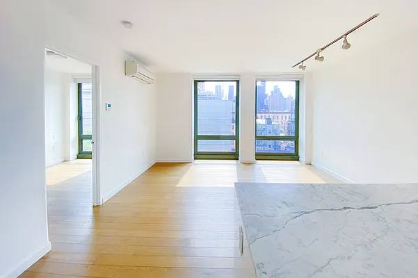 Rented by Compass | media 13