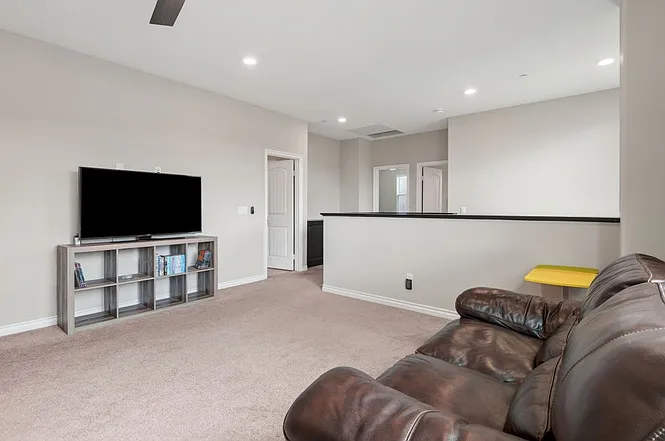 45529 Woolpert Ln — Photo 10