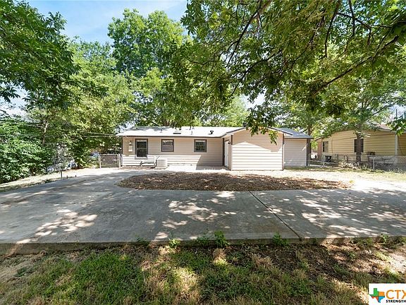 5th image of 203 Prather Dr