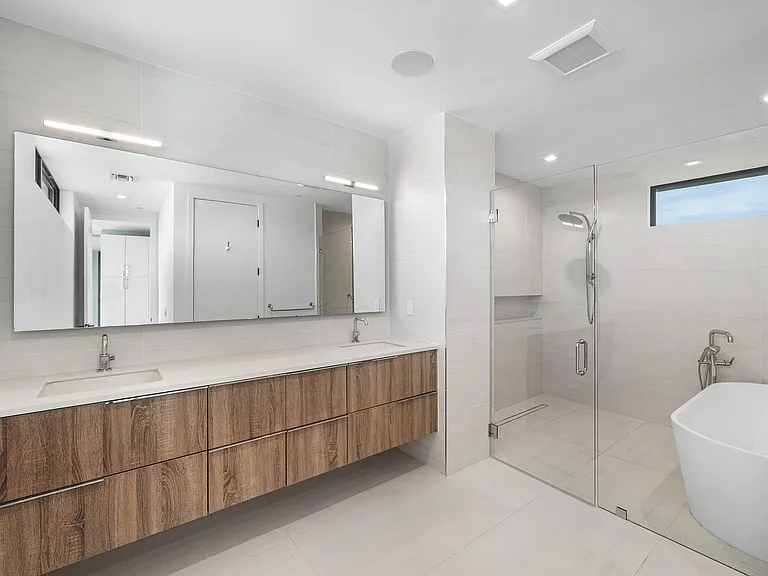 11505 Old Ocean Blvd — Photo 15