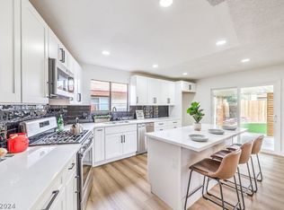 4671 Bennett Dr, Las Vegas, NV 89121
