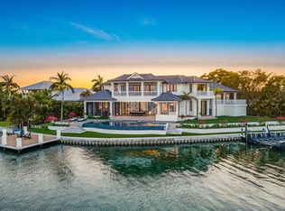 535 70th St, Holmes Beach, FL 34217
