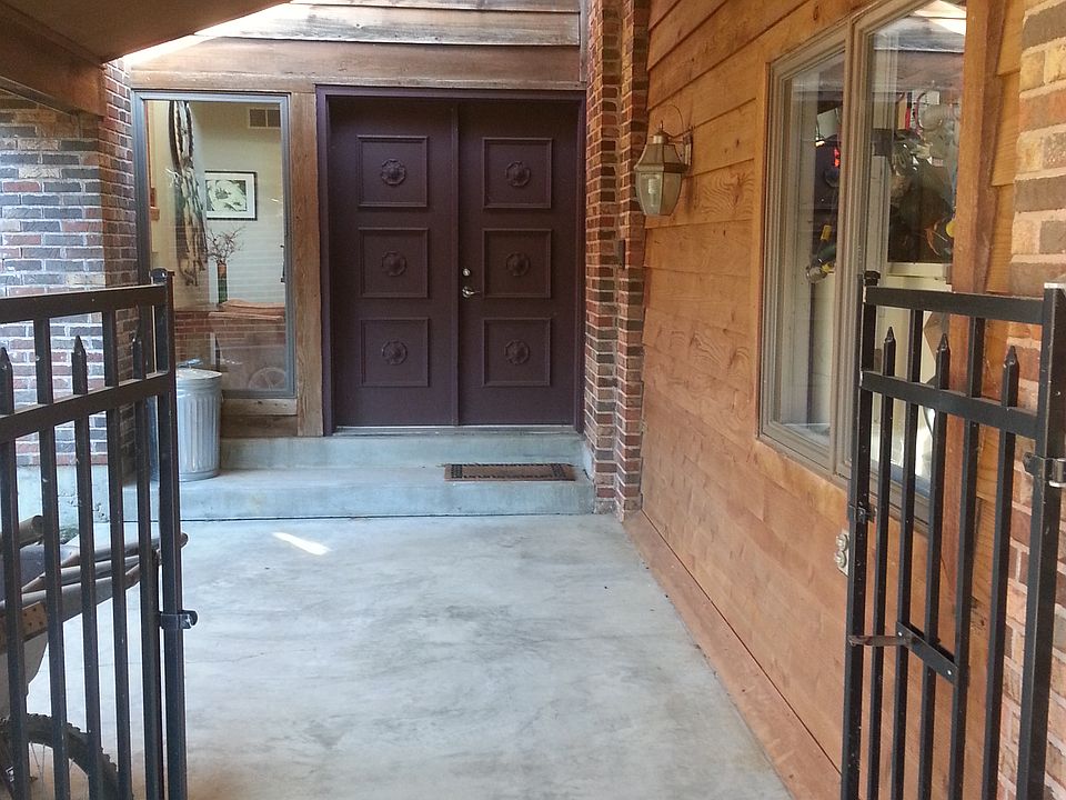 1st image of 2716 Questover Canyon Dr
