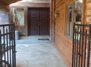 2716 Questover Canyon Dr, Glencoe, MO