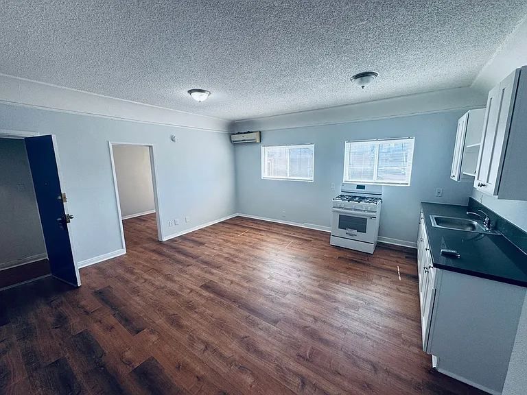 5437 Virginia Ave — Photo 13