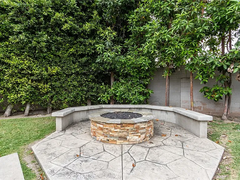 11451 Snark St — Photo 61