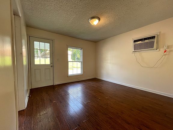 2nd image of 238 Tenny Ave