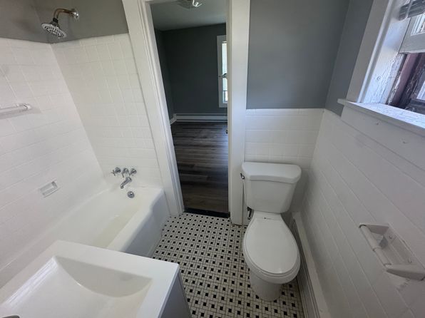 43-53 Oliver St #1