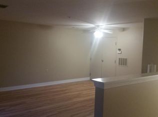 9110 N Park Plaza Ct, Milwaukee, WI 53223