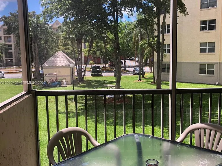 8245 Lake Dr #204 — Photo 7