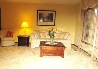 4th image of 520 Lakeview Ct