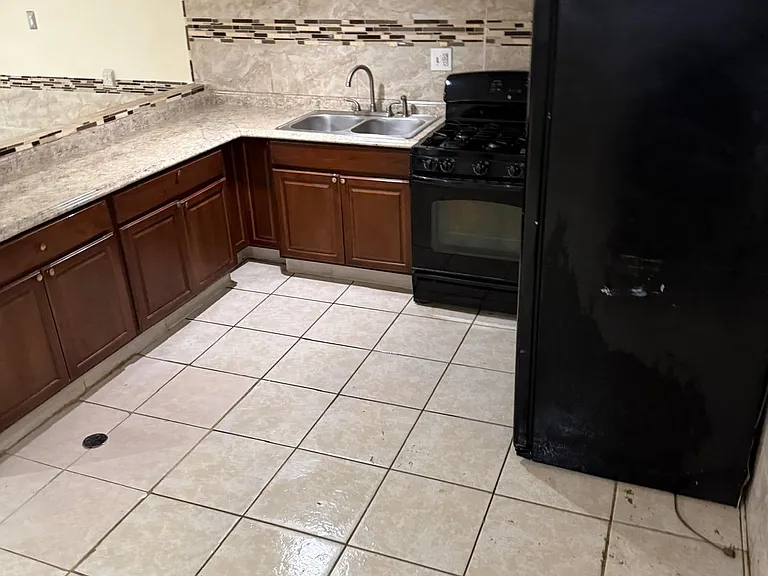 6042 Highview St — Photo 25