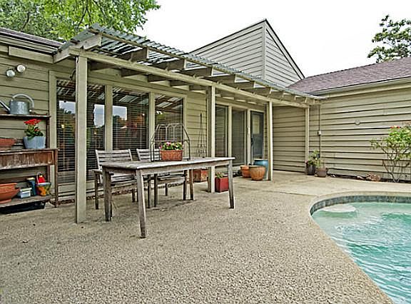 5th image of 16826 Davenport Ct