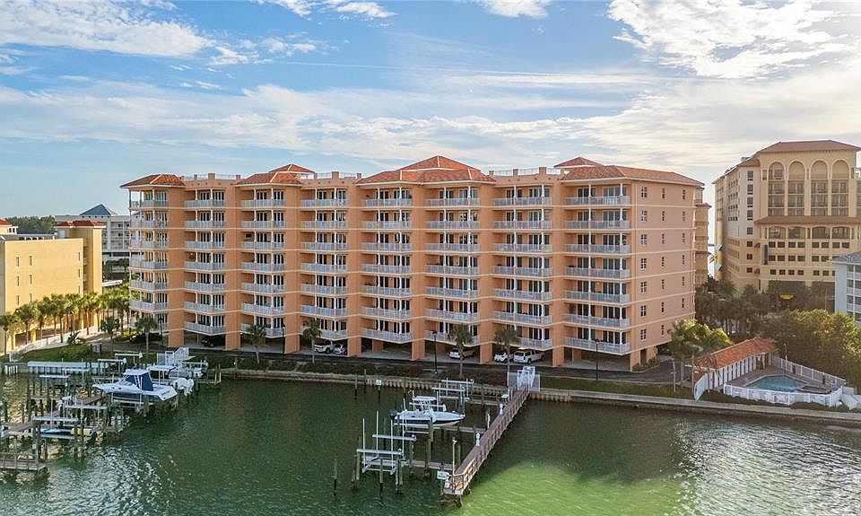 1st image of 530 S GULFVIEW BOULEVARD #601