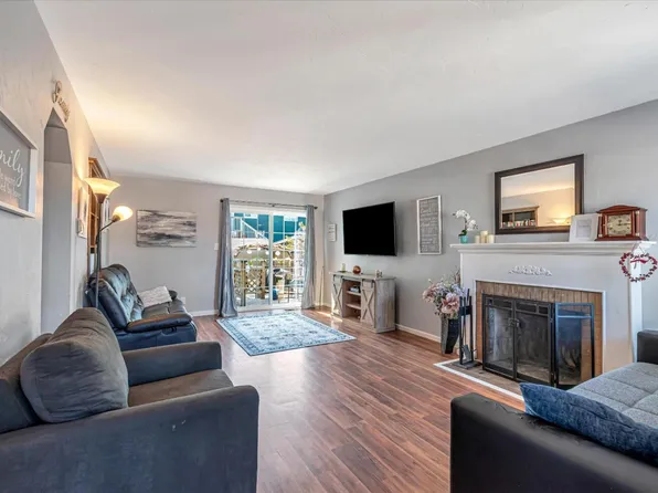 25 Bayshore Cir, San Bruno, CA 94066