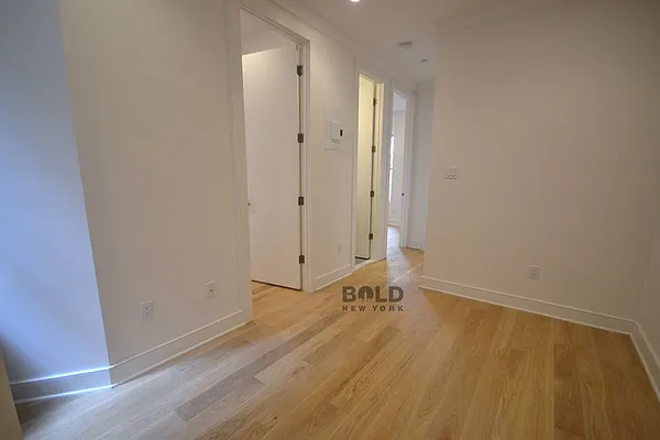 Rented by Bold New York | media 37