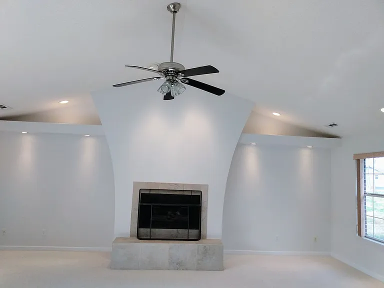 2291 Willingham Ln — Photo 7