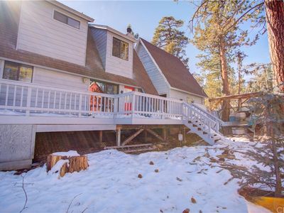 689 Sunset Ln, Sugarloaf, CA, 92386