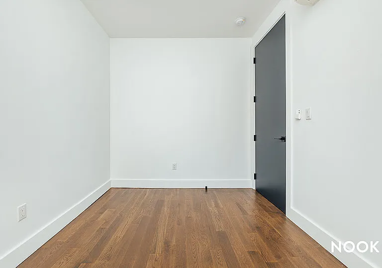 119 Clifton Pl #1C — Photo 6