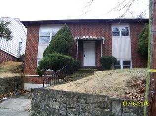 216 Rotary Rd, Huntington, WV 25705