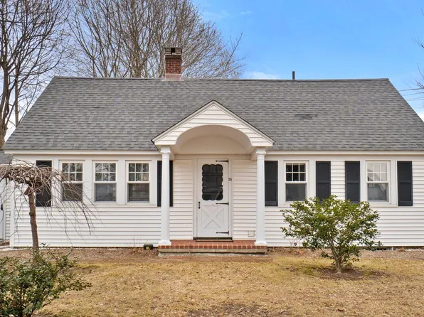 24 Manville St, Great Barrington, MA 01230