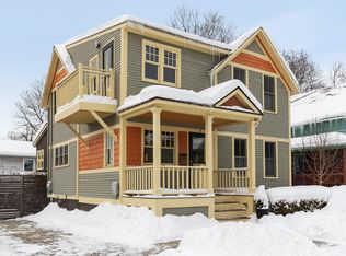 9 Spruce Ct, Burlington, VT 05401