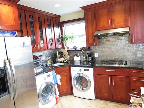 4th image of 6139 224th St