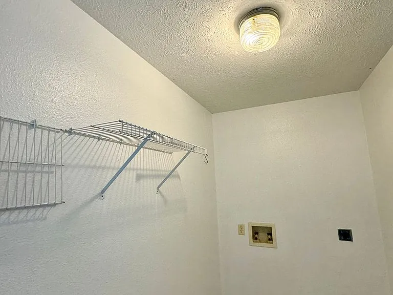 20601 Sedalia Rd — Photo 3