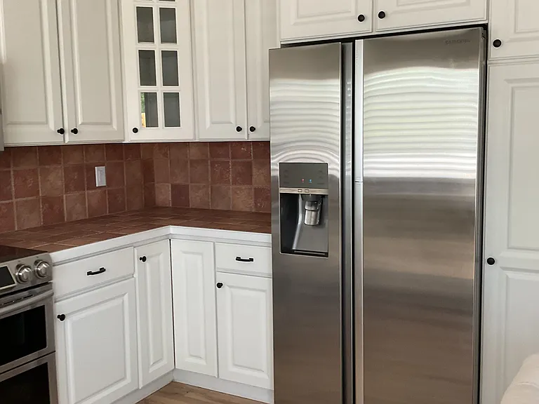 Kitchen refrigerator