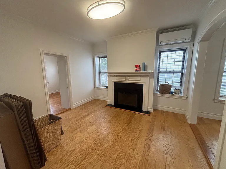 76 Lake Ave — Photo 4