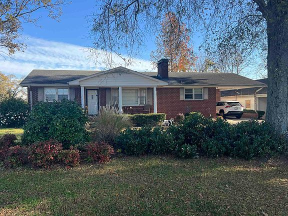 2nd image of 374 Flatwood Rd