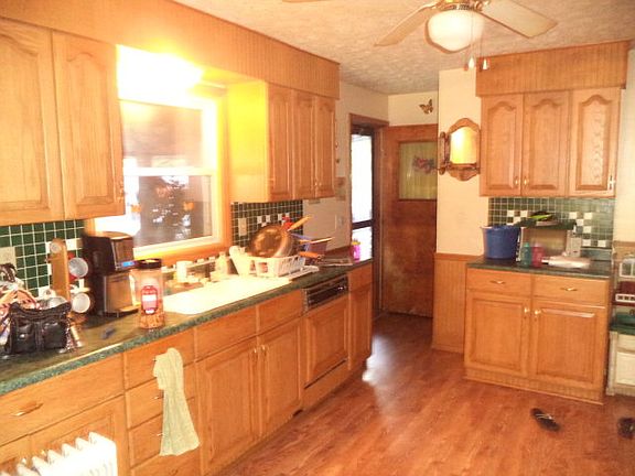 2nd image of 571 Township Road 3352