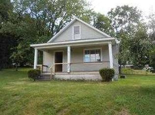 3556 Youngwood Dr, New Castle, PA