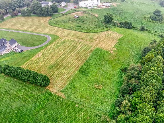 4th image of 2301 Victorian View Ct