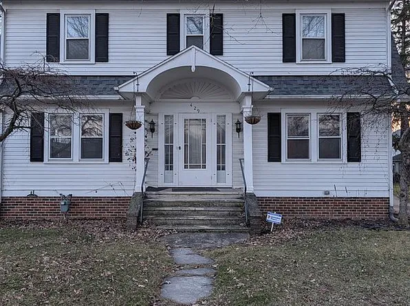429 W Main St, Woodville, OH 43469