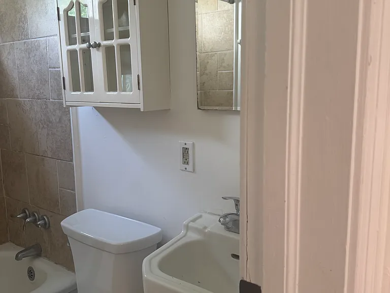 1803 Bivins St — Photo 2
